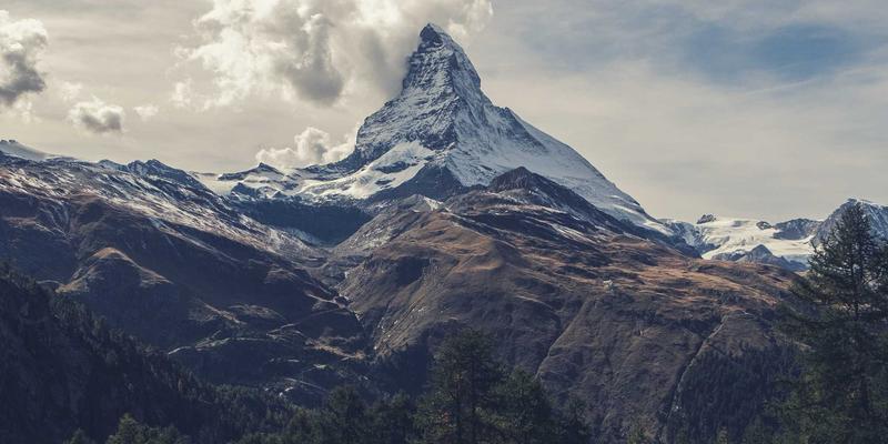 SIG旅游：重新定义高端定制旅行，揭秘跨境生态廊道的连贯体验设计